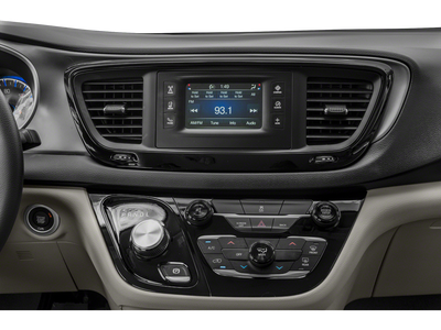 2020 Chrysler Pacifica Touring 3.6 Liter V6 7 Passenger 3rd Row Seating
