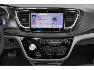 2024 Chrysler Pacifica Touring L 3.6 Liter V6 7 Passenger 3rd Row Seting