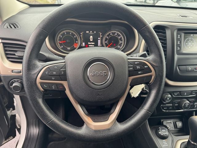 2015 Jeep Cherokee Sport