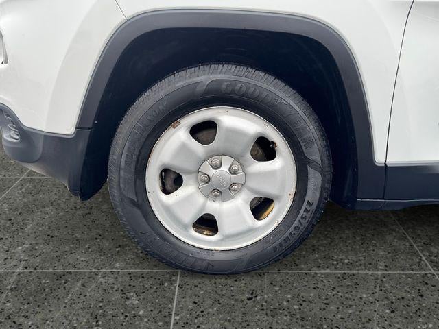 2015 Jeep Cherokee Sport