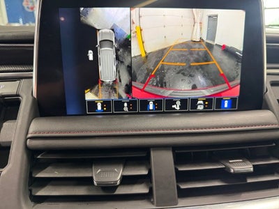 2023 Chevrolet Suburban RST