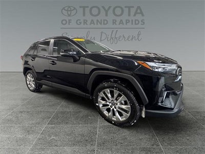 2025 Toyota RAV4 XLE Premium