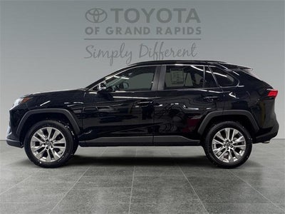 2025 Toyota RAV4 XLE Premium