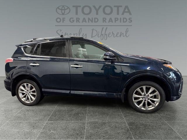2017 Toyota RAV4 Platinum