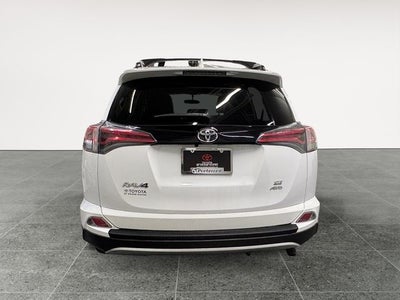 2016 Toyota RAV4 SE