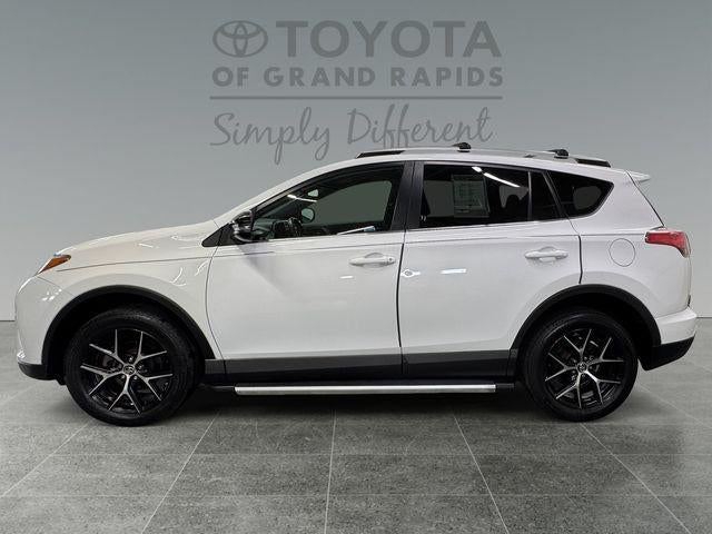 2016 Toyota RAV4 SE