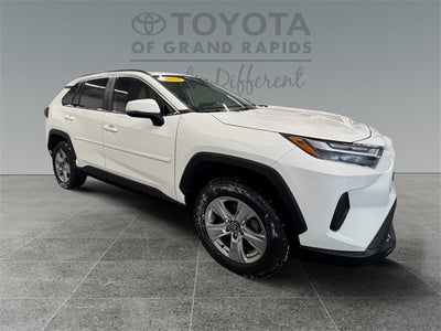 2022 Toyota RAV4 XLE