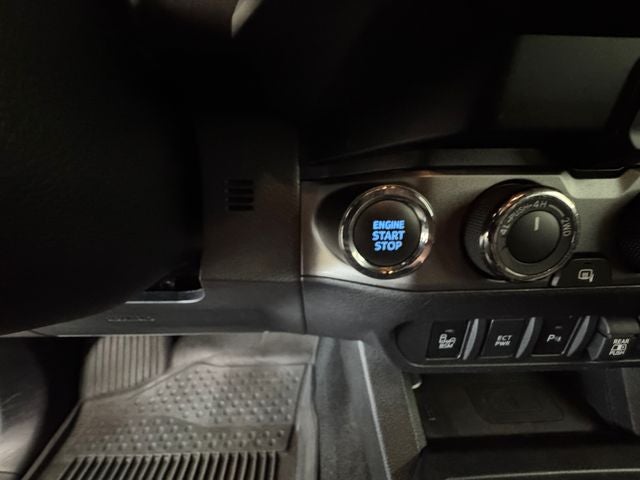 2023 Toyota Tacoma TRD Sport V6