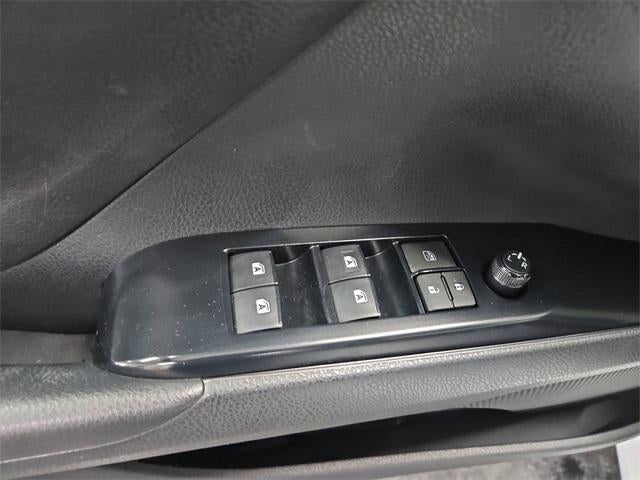 2019 Toyota Camry Hybrid LE