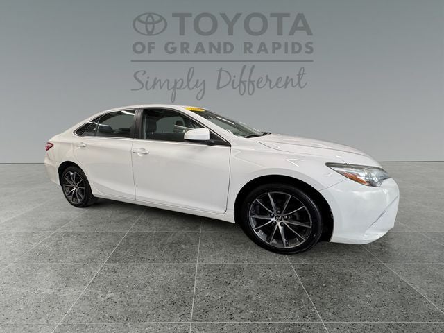 2016 Toyota Camry XSE