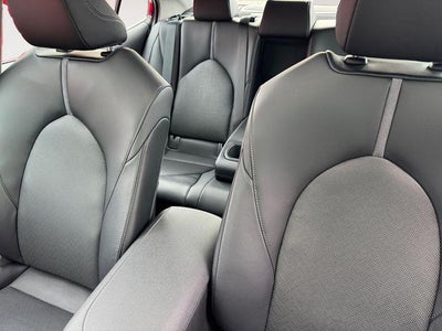 2022 Toyota Camry Hybrid XLE