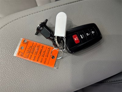 2020 Toyota Camry Hybrid XLE