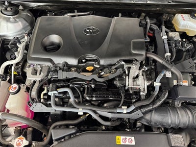 2020 Toyota Camry Hybrid XLE