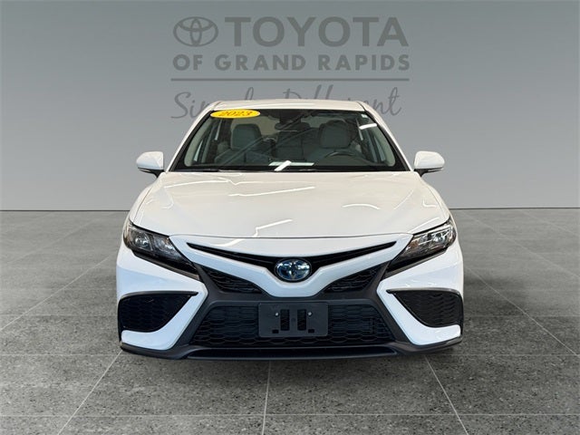 2023 Toyota Camry Hybrid SE