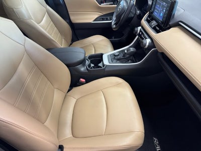 2021 Toyota RAV4 Hybrid XLE Premium