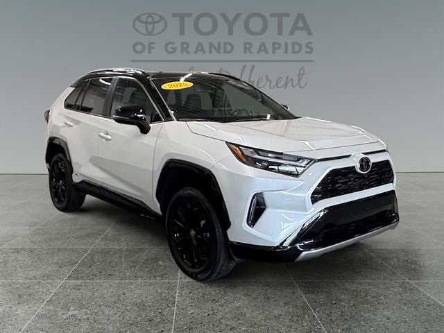2025 Toyota RAV4 Hybrid XSE