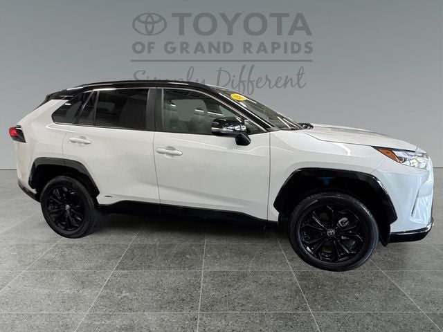 2025 Toyota RAV4 Hybrid XSE