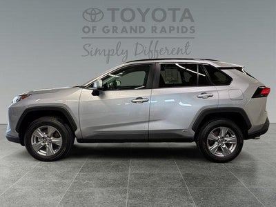 2022 Toyota RAV4 Hybrid XLE