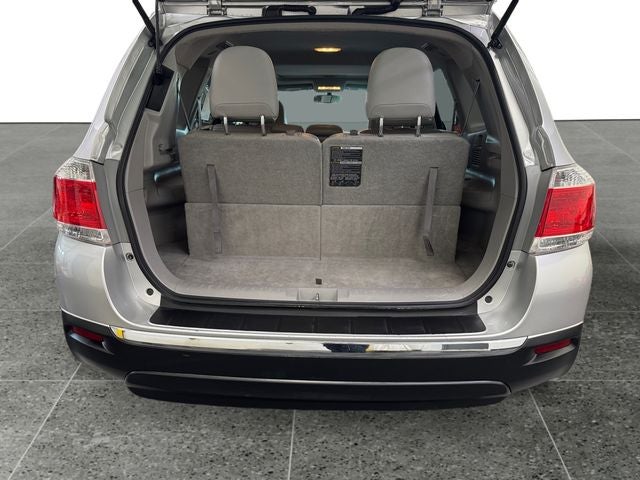 2013 Toyota Highlander SE