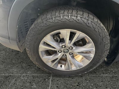 2016 Toyota Highlander LE Plus V6