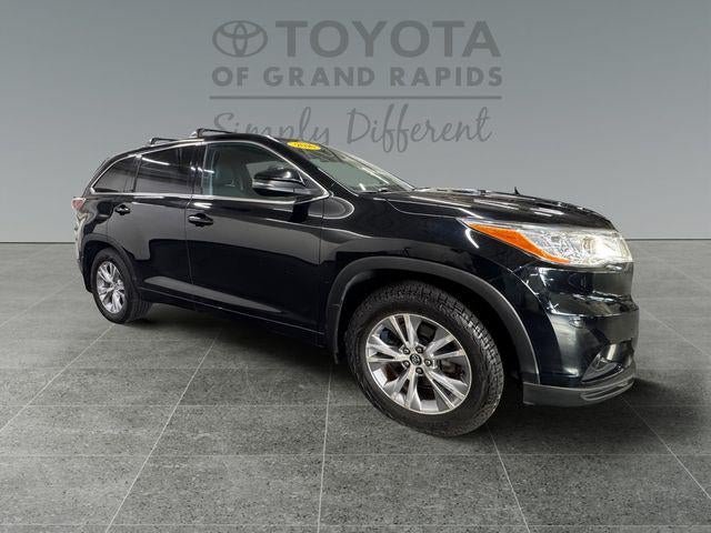 2016 Toyota Highlander LE Plus V6