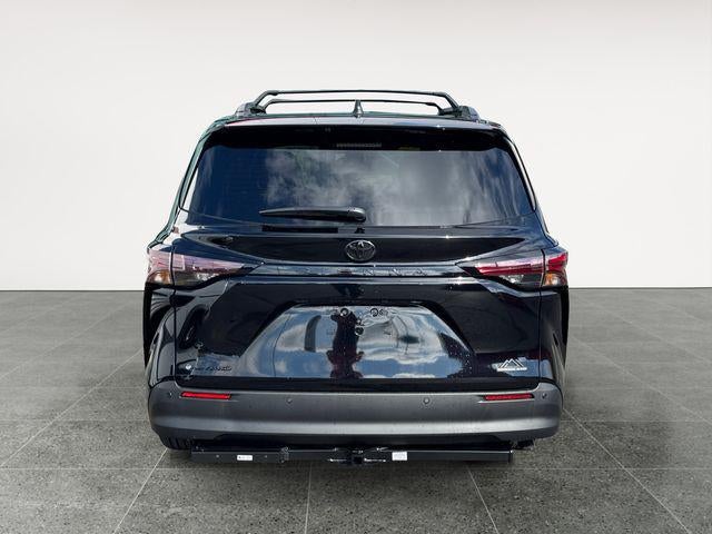 2026 Toyota Sienna Woodland Edition 7 Passenger