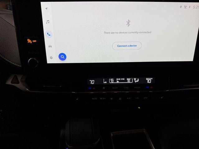 2025 Toyota Sienna Woodland Edition 7 Passenger