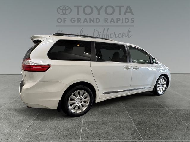 2016 Toyota Sienna XLE Premium 7 Passenger