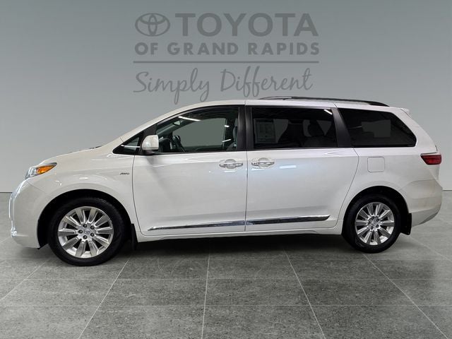 2016 Toyota Sienna XLE Premium 7 Passenger