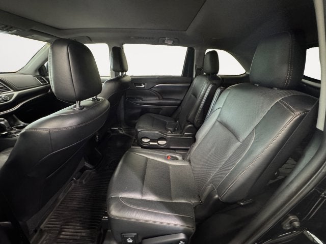 2019 Toyota Highlander Limited Platinum