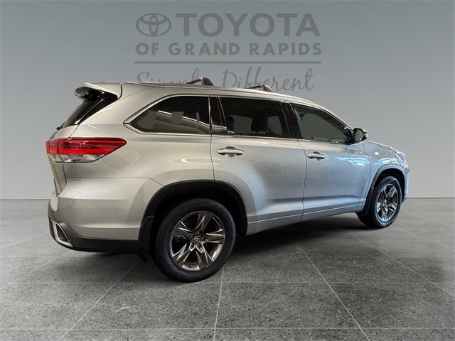 2017 Toyota Highlander Limited Platinum