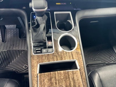 2025 Toyota Sienna Platinum 7 Passenger