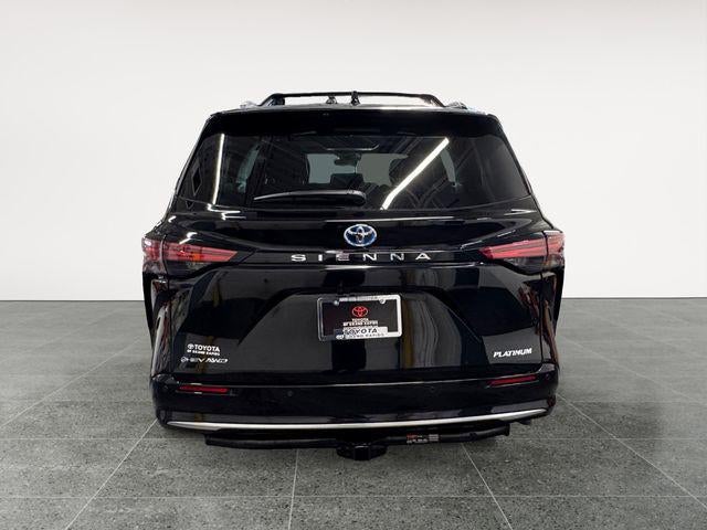 2025 Toyota Sienna Platinum 7 Passenger