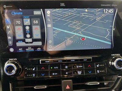 2022 Toyota Highlander Hybrid Platinum