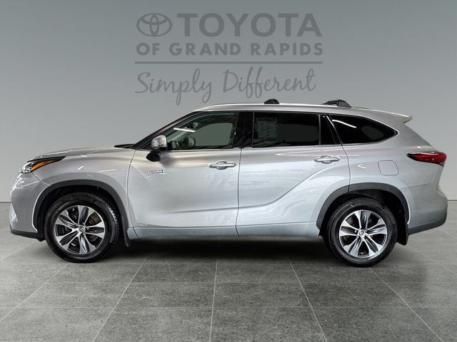 2021 Toyota Highlander Hybrid XLE