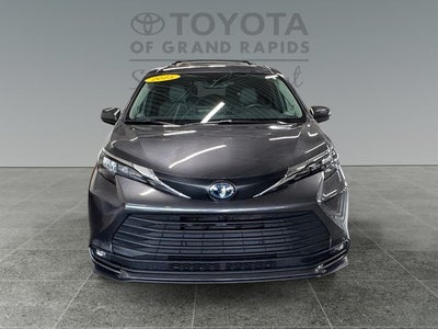 2025 Toyota Sienna XLE 7 Passenger