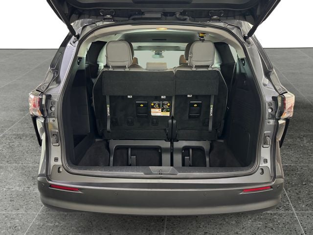 2025 Toyota Sienna XLE 7 Passenger