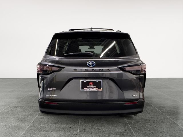 2025 Toyota Sienna XLE 7 Passenger