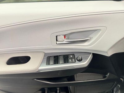 2025 Toyota Sienna XLE 7 Passenger