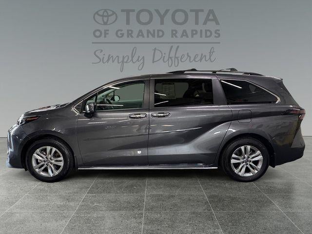 2025 Toyota Sienna XLE 7 Passenger