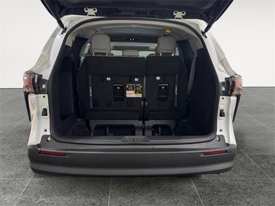 2025 Toyota Sienna XLE 7 Passenger