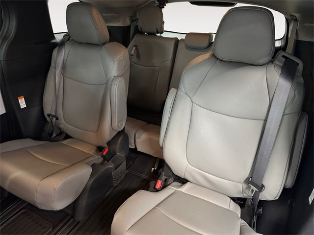 2025 Toyota Sienna XLE 7 Passenger