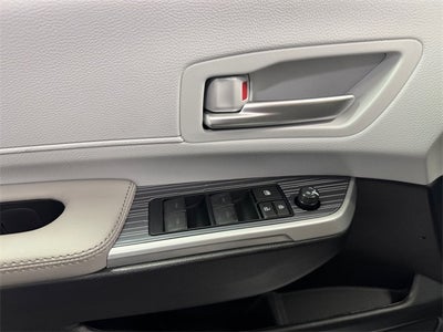2025 Toyota Sienna XLE 7 Passenger