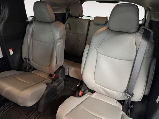 2025 Toyota Sienna XLE 7 Passenger
