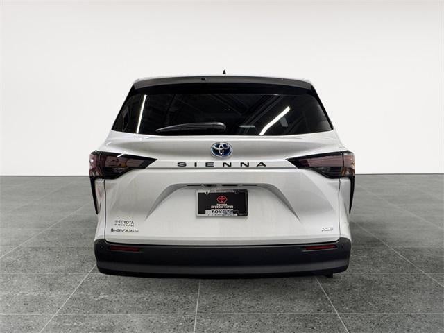 2025 Toyota Sienna XLE 7 Passenger