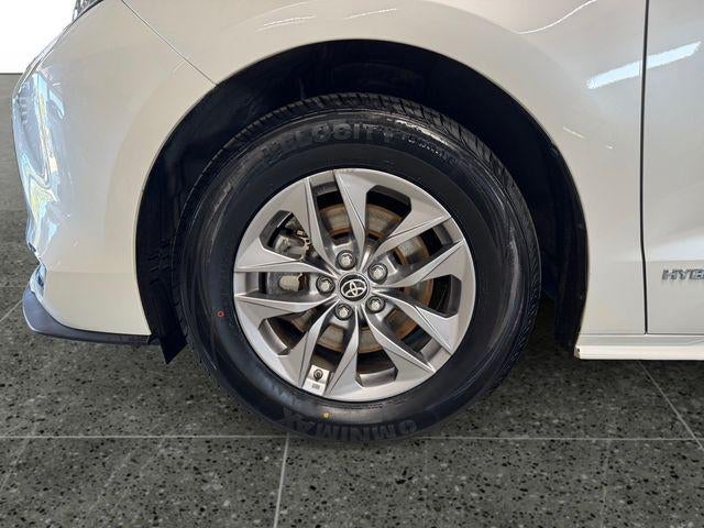 2021 Toyota Sienna XLE 7 Passenger