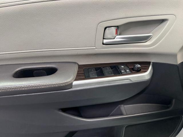 2024 Toyota Sienna XLE 7 Passenger