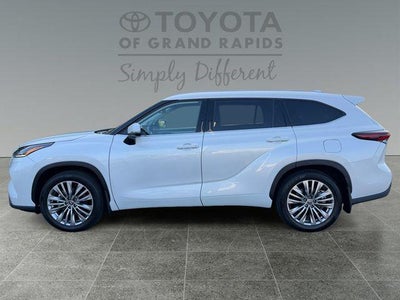 2026 Toyota Highlander Platinum