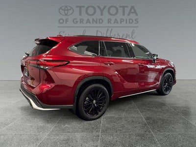 2023 Toyota Highlander XSE
