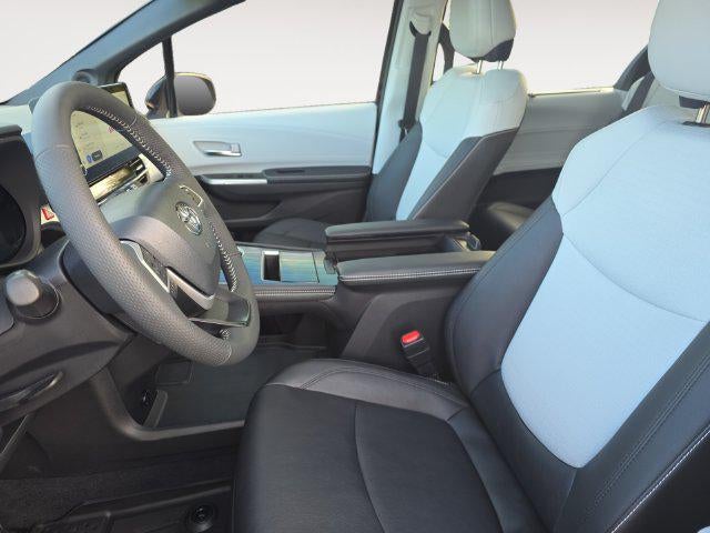 2026 Toyota Sienna XSE 7 Passenger
